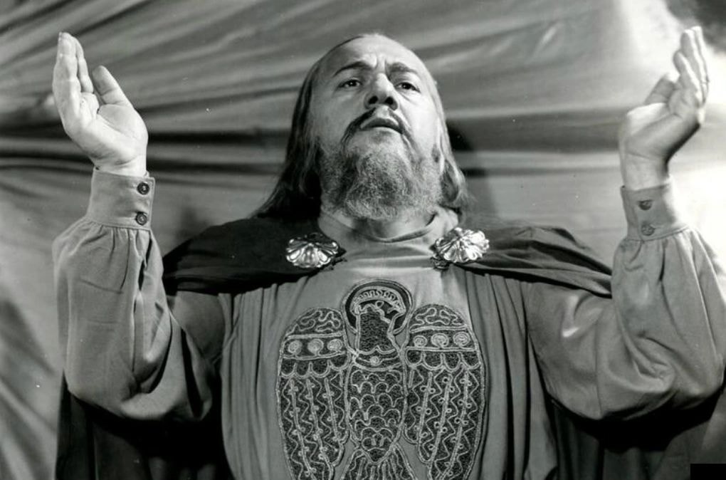 Alexander Kipnis as Gurnemanz in Parsifal